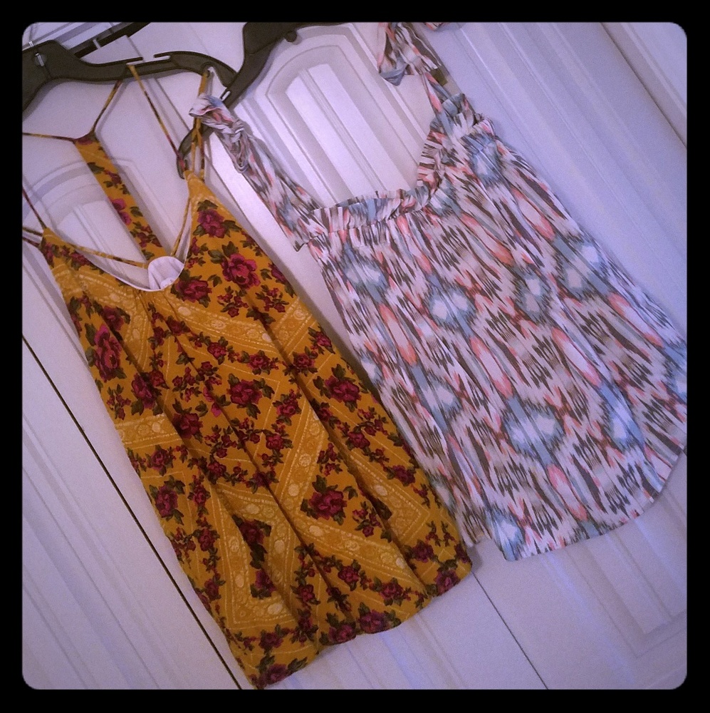 Lot of 2 Summer Boutique Blouses Size L